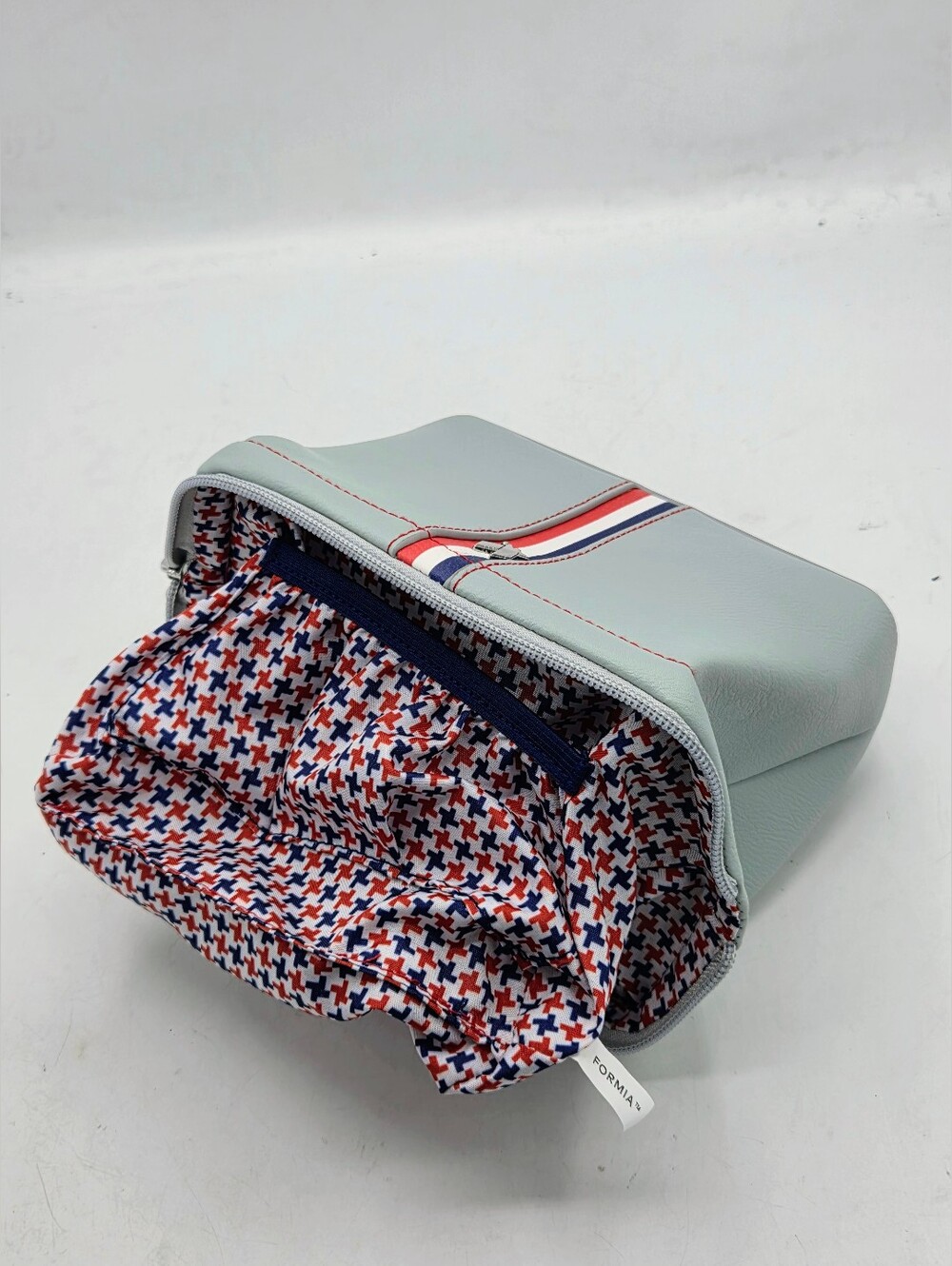 Formia Ltd American Airlines 100th Anniversary Amenity Kit Bag Grey Red Blue - Picture 7 of 15
